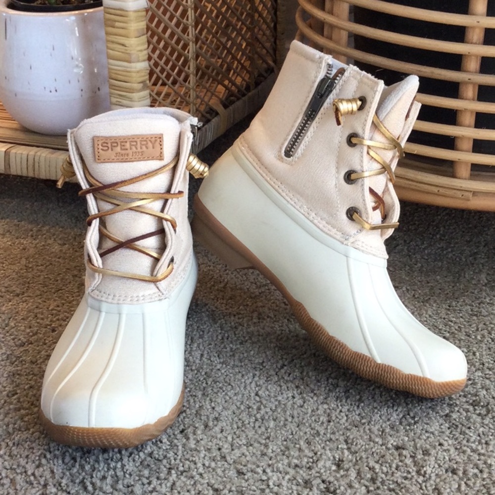Ivory Sperry Duck Boots 7